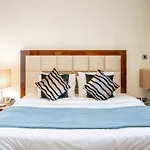 Hi Guests Vacation Homes - Grandeur Residences - Maurya