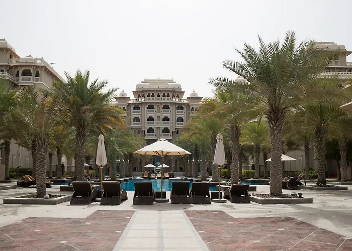 Hi Guests Vacation Homes - Grandeur Residences - Maurya