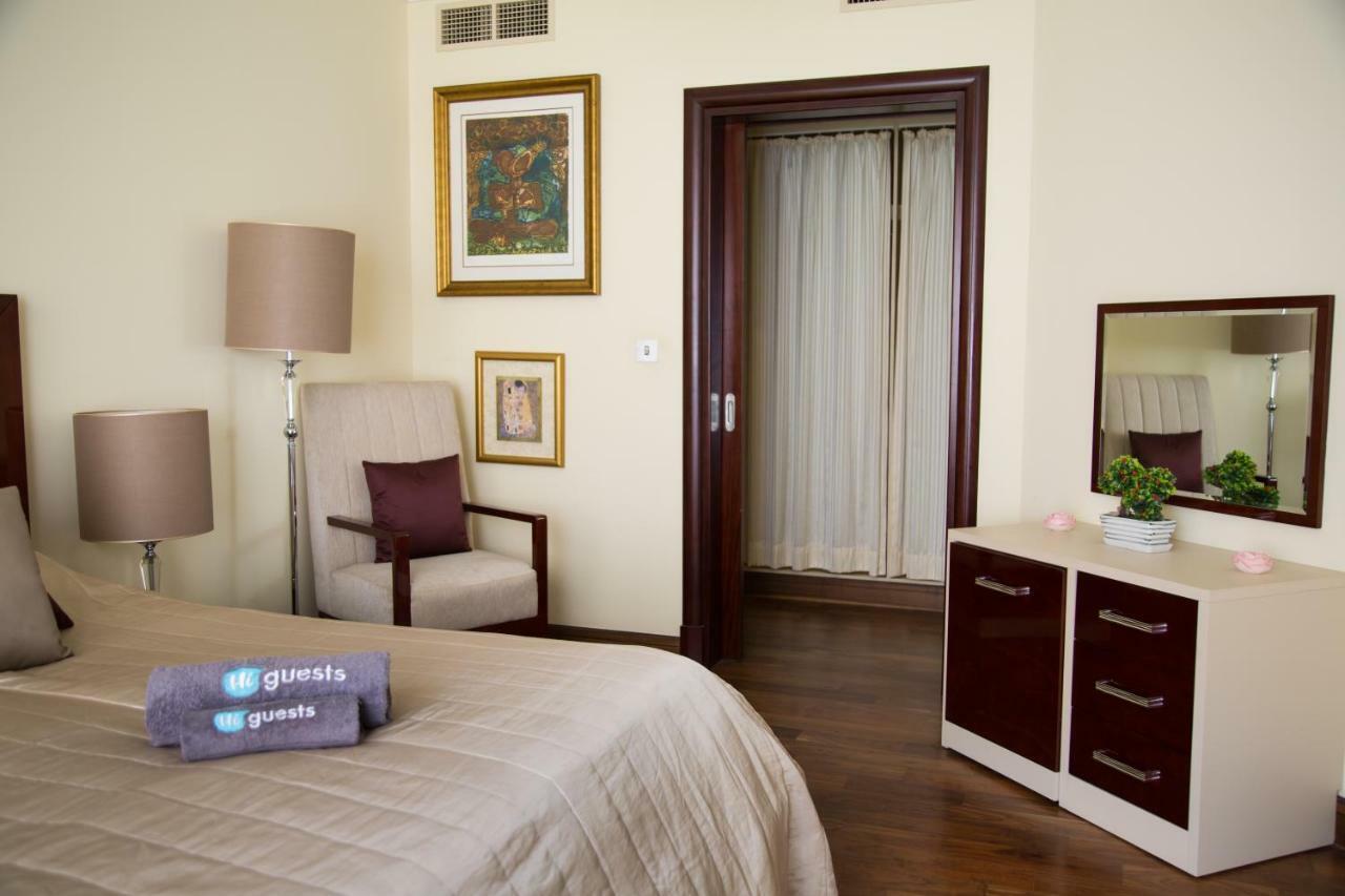 Hi Guests - Grandeur Residences - Maurya